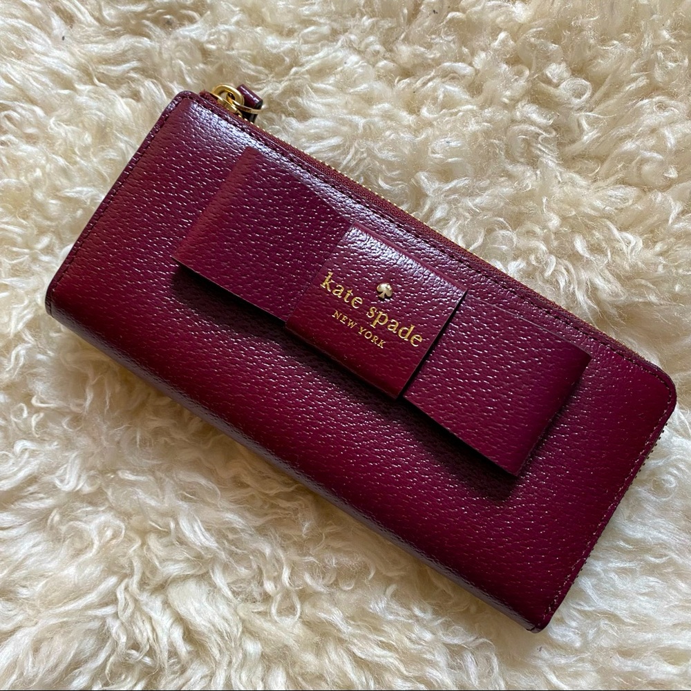 Kate Spade Matthews street nisha wallet